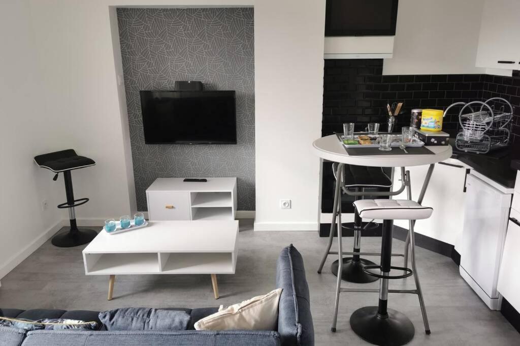 L'élégance d'Oslo Appartamento Châtel-Guyon Esterno foto